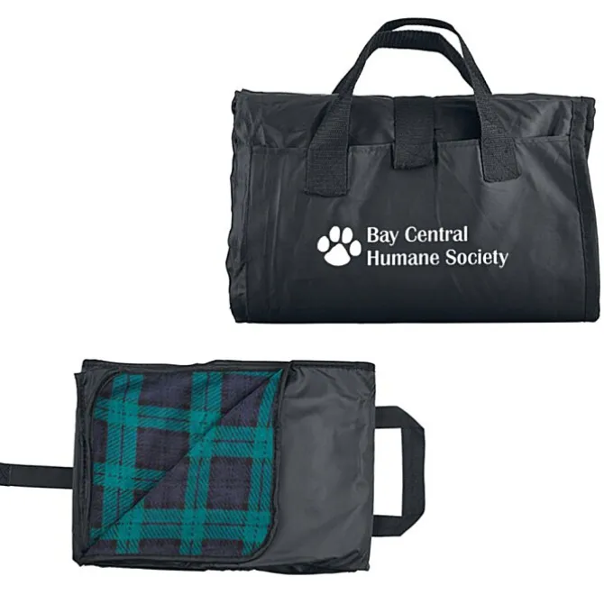 Fleece/Nylon Outdoor Blanket - 24 hr