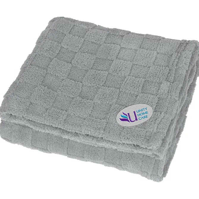 Ultra Plush Checkered Pattern Blanket