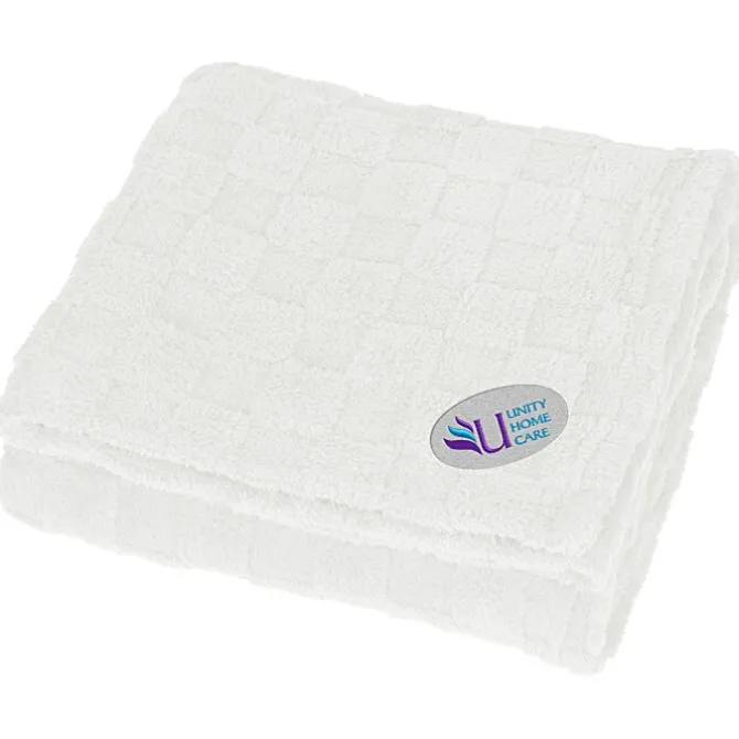Ultra Plush Checkered Pattern Blanket