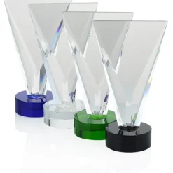 Valiant Crystal Award - 7 inches - 24 hr